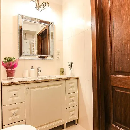 Apartament Elegant Lägenhet Pruszków